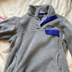 Patagonia sweater size M